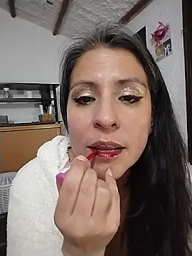 Snapshot of LucifernandaSw chatting on 01/13/25, 02:18 LucifernandaSw online show from 01/13/25, 02:18