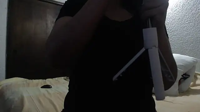 Snapshot of LucifernandaSw chatting on 02/06/25, 09:53 LucifernandaSw online show from 02/06/25, 09:53