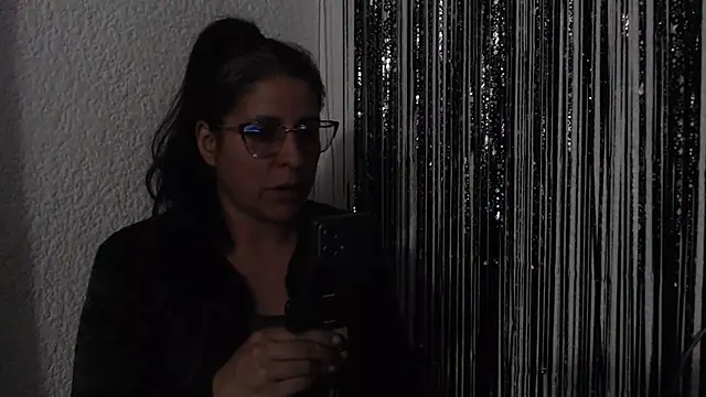 Snapshot of LucifernandaSw chatting on 02/28/25, 04:21 LucifernandaSw online show from 02/28/25, 04:21