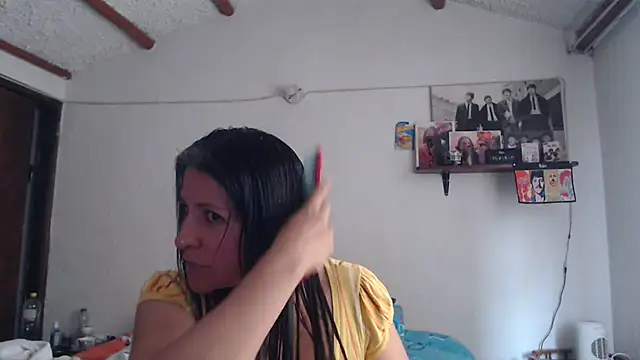 Snapshot of LucifernandaSw chatting on 03/06/25, 04:49 LucifernandaSw online show from 03/06/25, 04:49