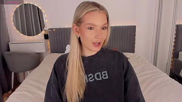 CassieRayss online show from 02/01/26, 12:15