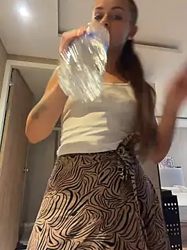 AngelinaTeller online show from 02/18/26, 01:12