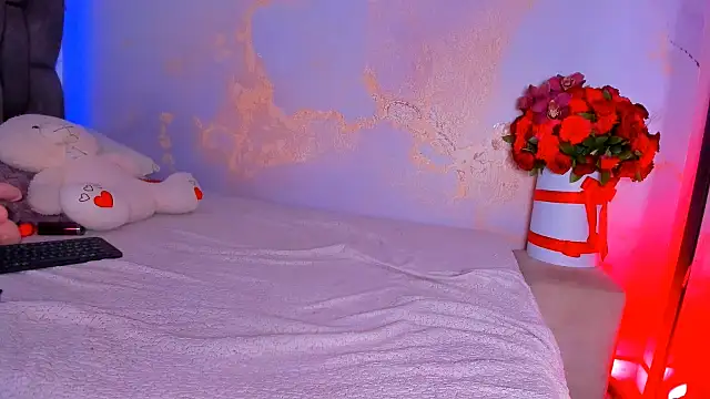 Snapshot of camilawhite__ chatting on 02/17/26, 05:19 camilawhite online show from 02/17/26, 05:19