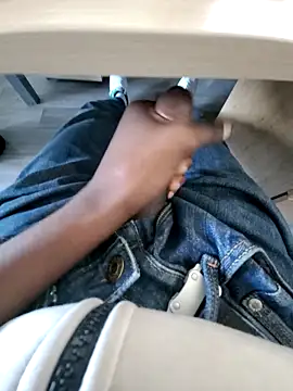 Snapshot of no1belike1 chatting on 03/19/25, 03:08 no1belike1 online show from 03/19/25, 03:08