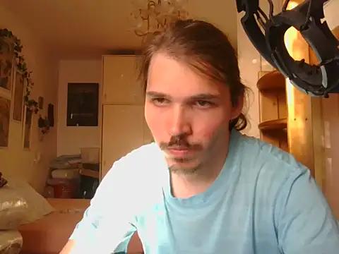 Snapshot of Davideksexy chatting on 06/23/26, 05:44 Davideksexy online show from 06/23/26, 05:44