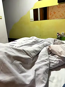 Snapshot of SLRuwi99 chatting on 10/04/25, 05:11 SLRuwi99 online show from 10/04/25, 05:11