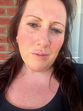 xsexycurvymilf online show from 04/08/26, 11:32