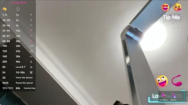 vyizh- online show from 04/15/26, 07:59