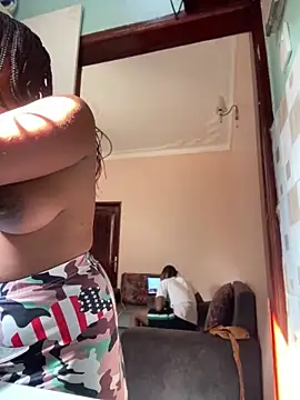 Dellah26 online show from 03/04/25, 06:37