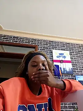 Dellah26 online show from 10/20/25, 06:30