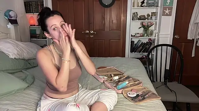 cutelittlemama0418 online show from 09/25/25, 12:20