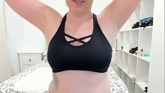 emmita69  online show from 11/13/25, 05:17