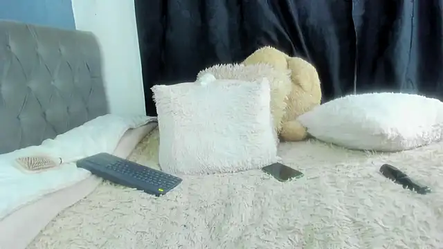 Snapshot of nikkita_ubba chatting on 02/20/25, 10:48 nikkita ubba online show from 02/20/25, 10:48