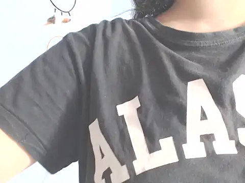 Amara18  online show from 12/20/24, 06:40