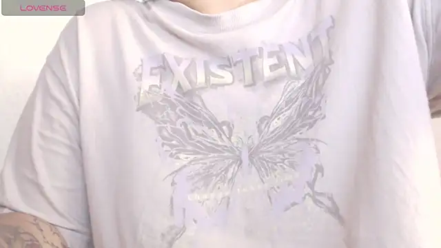 Amara18  online show from 04/11/26, 06:23