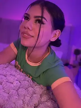 Snapshot of SakuraKato chatting on 03/04/25, 07:22 SakuraKato online show from 03/04/25, 07:22