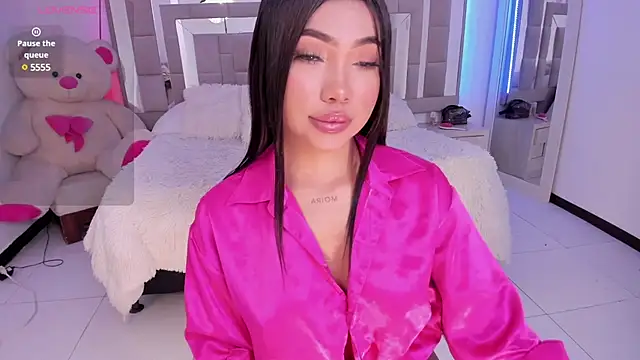 charlotte es online show from 01/26/25, 04:20