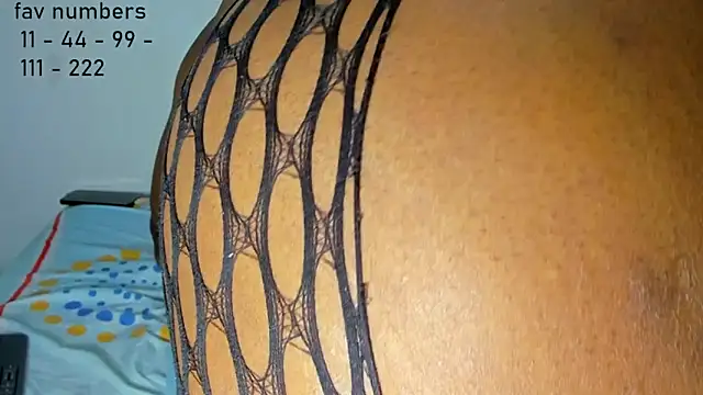 aphrodites ass online show from 06/25/26, 05:45