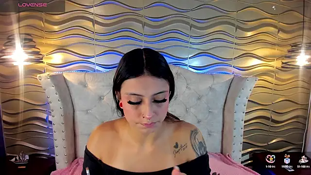 Snapshot of Andreita_Jones chatting on 02/01/25, 11:43 Andreita Jones online show from 02/01/25, 11:43