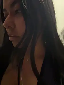 PetitLumiere online show from 01/15/25, 03:54