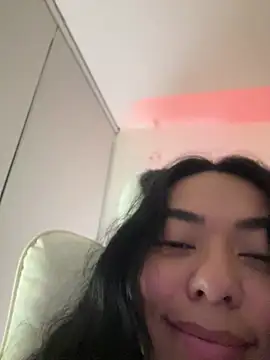 PetitLumiere online show from 01/18/25, 02:47