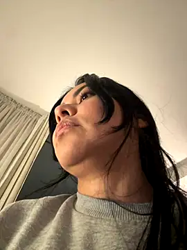 PetitLumiere online show from 09/15/25, 04:34