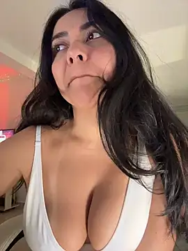 PetitLumiere online show from 01/15/26, 05:12