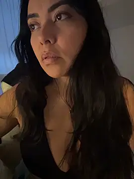 PetitLumiere online show from 02/15/26, 11:12