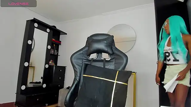 deyy madissonn online show from 12/13/25, 08:47