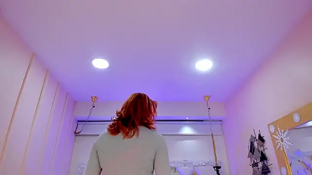 Juliana Saenzz online show from 01/30/25, 12:06