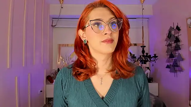 Juliana Saenzz online show from 03/07/25, 12:12