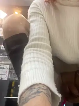 Juliana Saenzz online show from 03/22/25, 03:42