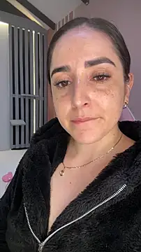 Victoria-And1 online show from 01/10/26, 02:13