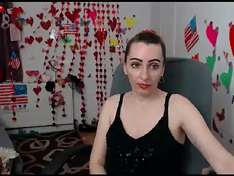 EvelynAngell online show from 02/05/25, 11:44