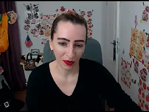 EvelynAngell online show from 10/07/25, 09:39