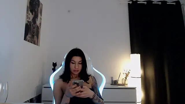 Simply the best online show from 01/31/25, 04:27