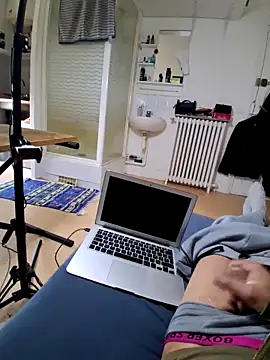 molozeb online show from 10/11/25, 06:34