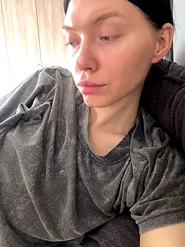 Lisaaa Alisa online show from 12/14/25, 06:52