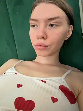 Snapshot of Lisaaa_Alisa chatting on 06/07/26, 12:31 Lisaaa Alisa online show from 06/07/26, 12:31