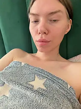 Lisaaa Alisa online show from 06/18/26, 07:41