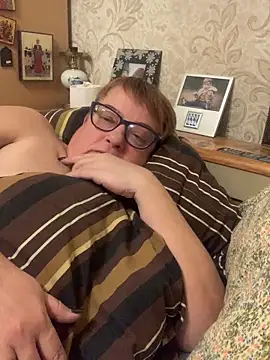 Klio5678 online show from 12/20/25, 09:33