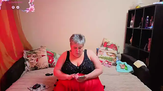 Klio5678 online show from 02/15/26, 09:08