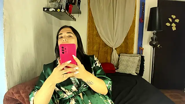 SARAMISHA online show from 11/06/25, 01:45