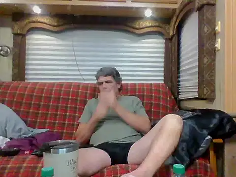 lateniter online show from 11/28/25, 02:25