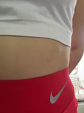 Snapshot of LittleDoll___ chatting on 02/06/26, 01:36 LittleDoll online show from 02/06/26, 01:36