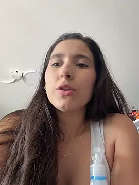 Snapshot of LittleDoll___ chatting on 02/15/26, 02:25 LittleDoll online show from 02/15/26, 02:25