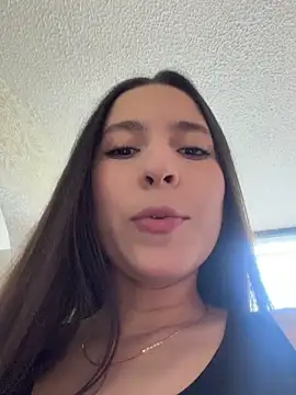 Snapshot of LittleDoll___ chatting on 02/28/26, 01:01 LittleDoll online show from 02/28/26, 01:01