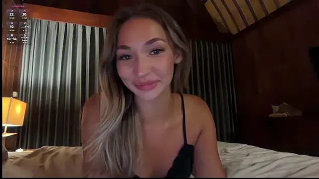 Snapshot of bailey_kat chatting on 05/07/26, 01:27 bailey kat online show from 05/07/26, 01:27