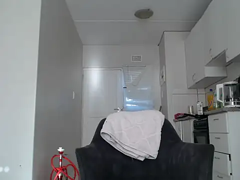 officialkhakes za online show from 02/20/26, 06:26