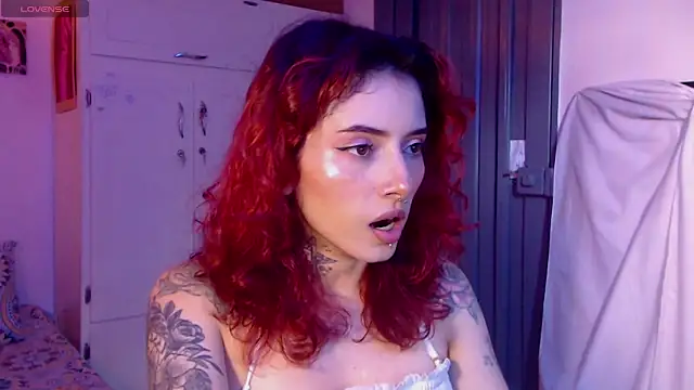 LiliJones  online show from 02/10/25, 06:03